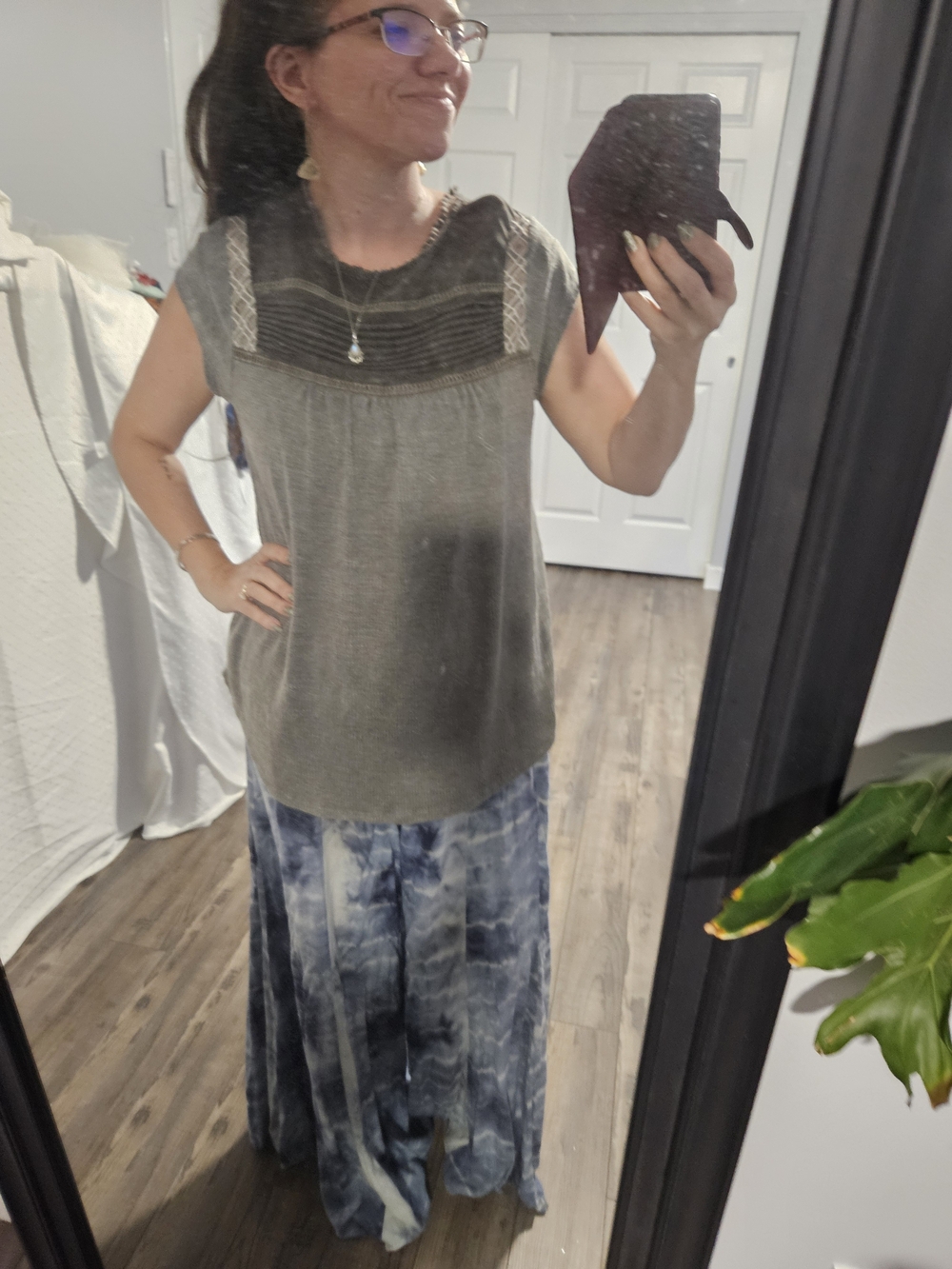 Knox Rose Grey Smocked Yoke Cap Sleeve Top